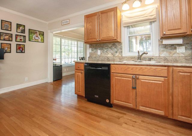 1103 Wisner Drive, Waterloo, IA 50702