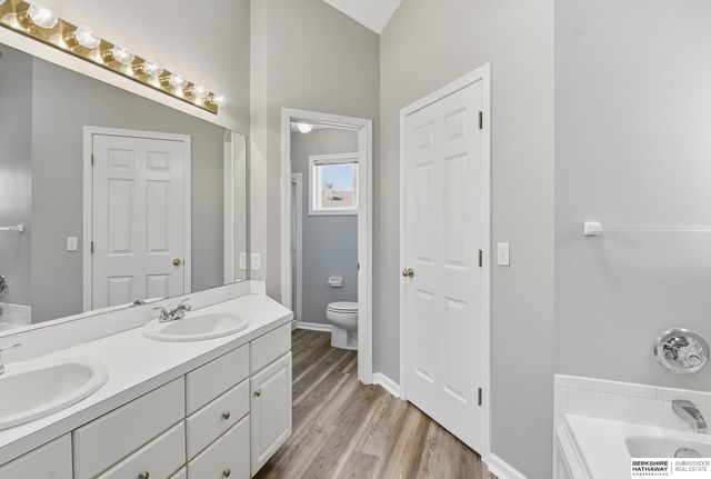 3530 N 151st Circle, Omaha, NE 68116