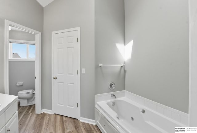 3530 N 151st Circle, Omaha, NE 68116