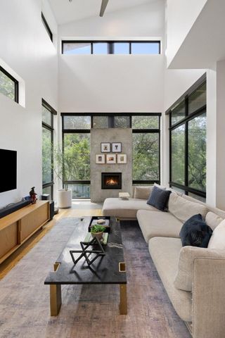 801 The High RD, Austin, TX 78746