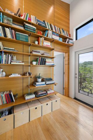 801 The High RD, Austin, TX 78746