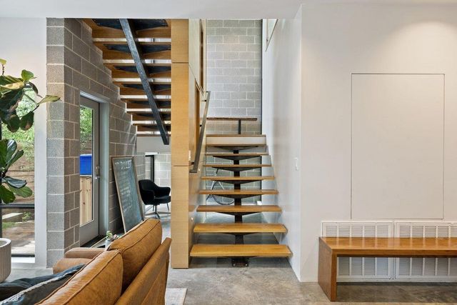 801 The High RD, Austin, TX 78746