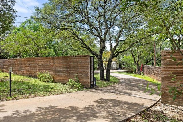801 The High RD, Austin, TX 78746