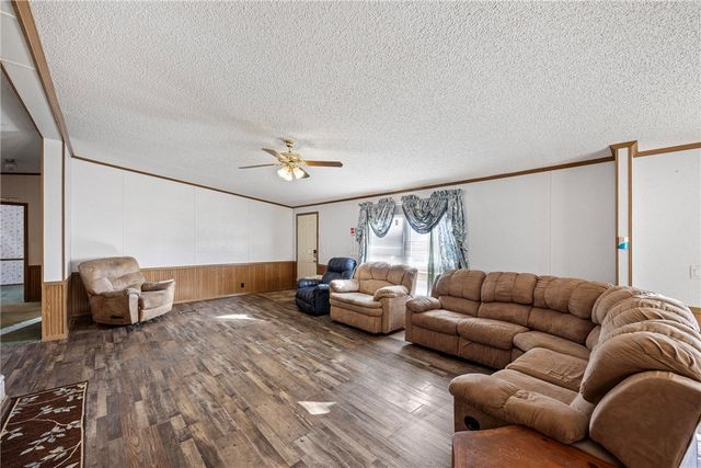 158 Heart Drive, Springfield, AR 72157