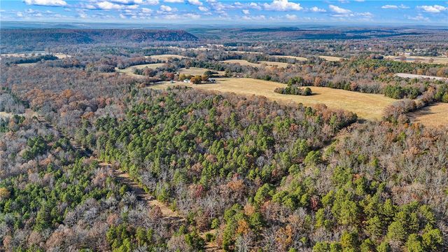 158 Heart Drive, Springfield, AR 72157