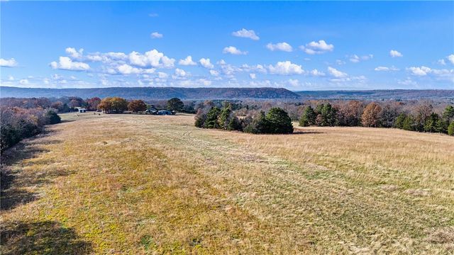 158 Heart Drive, Springfield, AR 72157