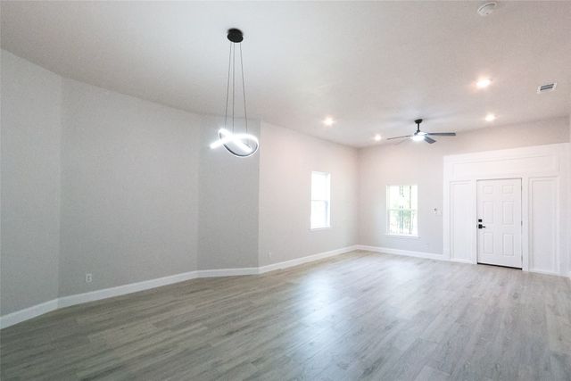 2303 Walworth Street, Greenville, TX 75401