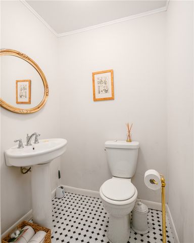 173 Lexington Avenue, Providence, RI 02907
