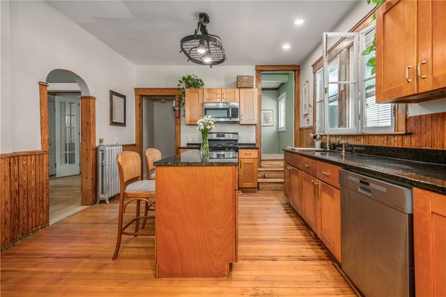 173 Lexington Avenue, Providence, RI 02907
