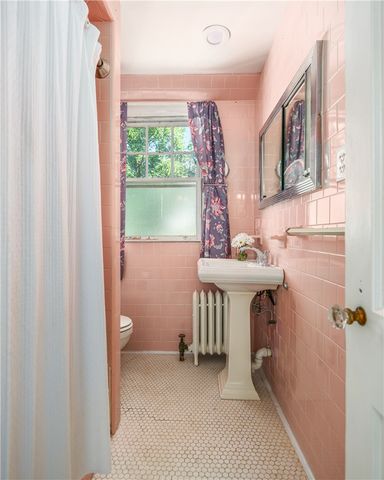 173 Lexington Avenue, Providence, RI 02907