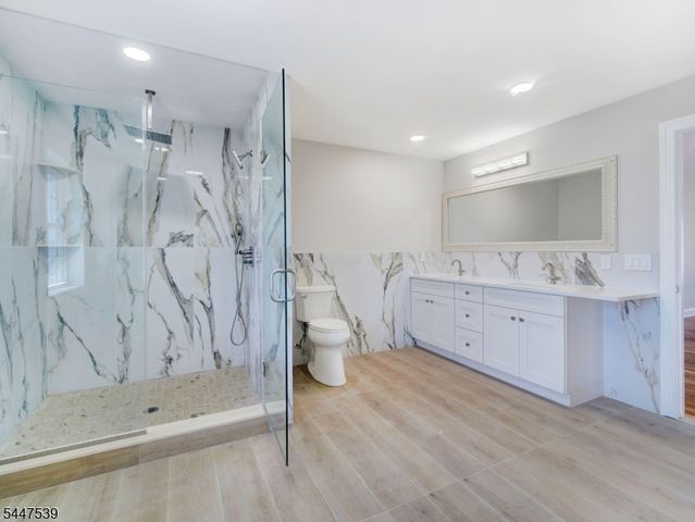 735 Vernon Ave, Kenilworth Boro, NJ 07033