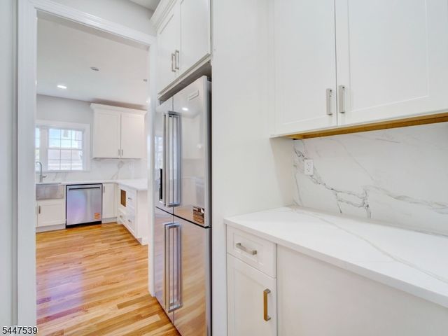 735 Vernon Ave, Kenilworth Boro, NJ 07033