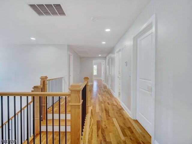 735 Vernon Ave, Kenilworth Boro, NJ 07033