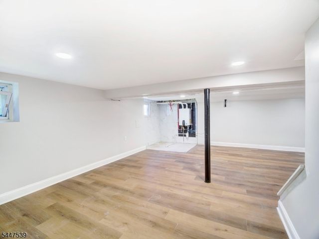 735 Vernon Ave, Kenilworth Boro, NJ 07033