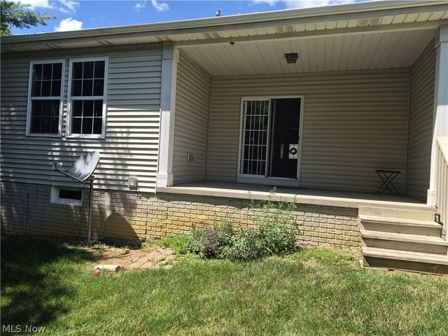 1077 Cookhill Circle, Akron, OH 44312