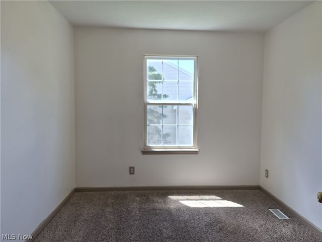 1077 Cookhill Circle, Akron, OH 44312