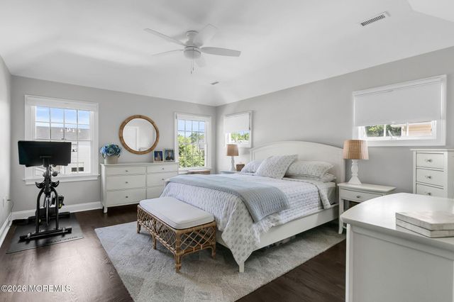 77 Jackson Street, Fair Haven, NJ 07704