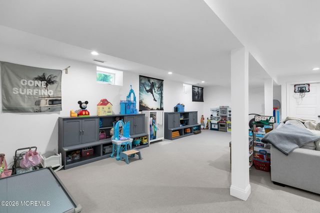 77 Jackson Street, Fair Haven, NJ 07704