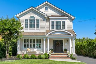 77 Jackson Street, Fair Haven, NJ 07704