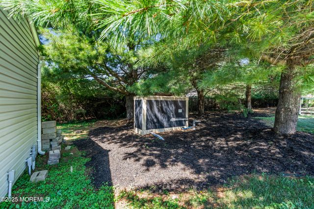 12 Clayton Drive, Millstone, NJ 08510