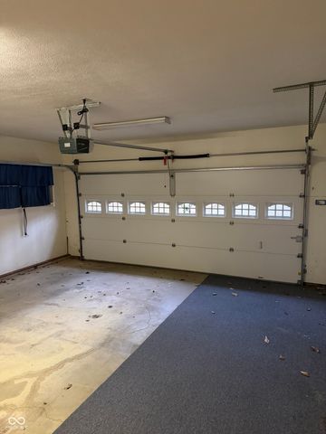 5895 N Blossom Drive, Scipio, IN 47273