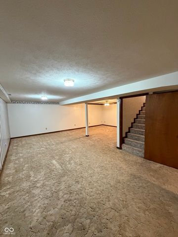 5895 N Blossom Drive, Scipio, IN 47273