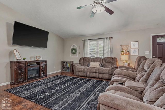 1303 Daniel Drive, Paragould, AR 72450