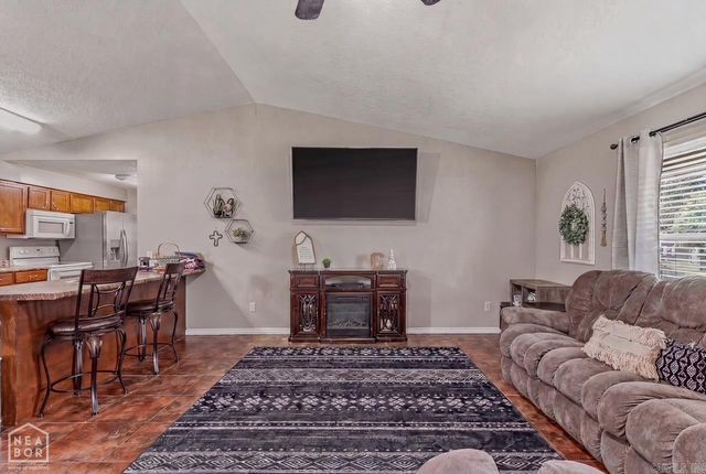 1303 Daniel Drive, Paragould, AR 72450