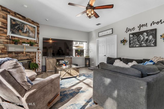 1140 Gallant Fox Way, Oviedo, FL 32765