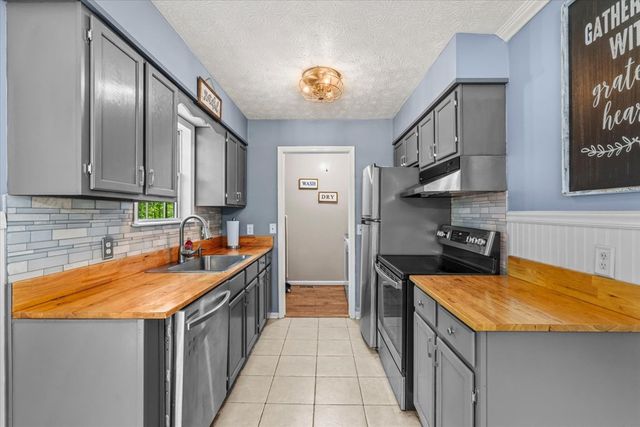 2998 Rebecca Circle, Rocky Face, GA 30740