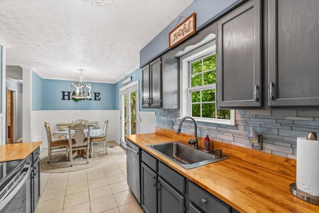 2998 Rebecca Circle, Rocky Face, GA 30740