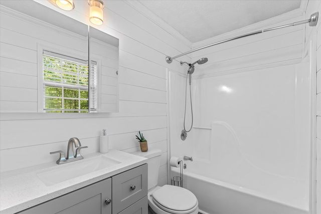 2998 Rebecca Circle, Rocky Face, GA 30740