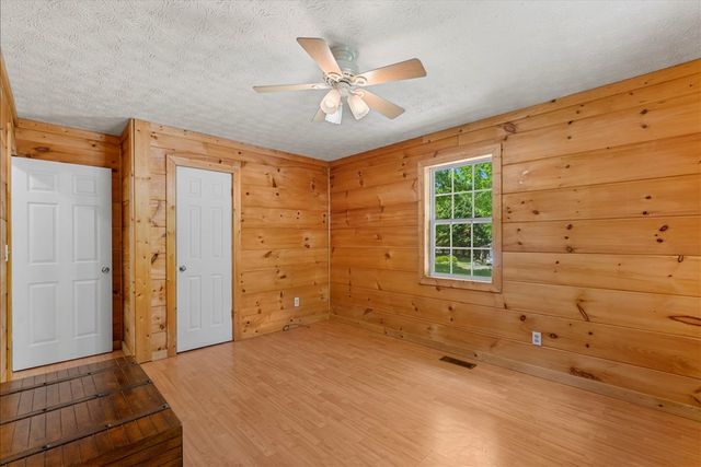 2998 Rebecca Circle, Rocky Face, GA 30740
