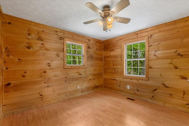 2998 Rebecca Circle, Rocky Face, GA 30740