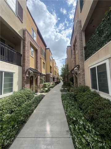 30 Eagles Nest, South El Monte, CA 91733