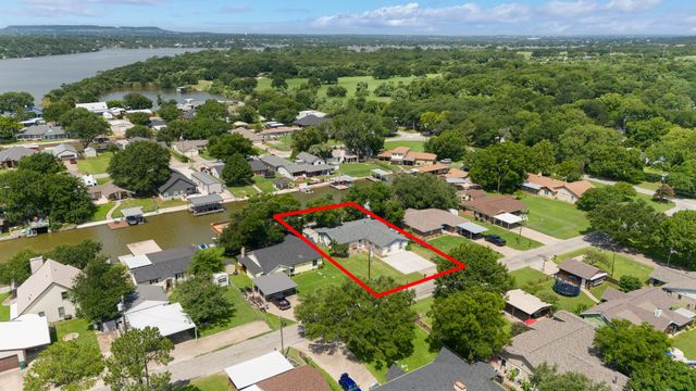 4606 Marina Court, Granbury, TX 76049