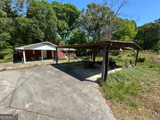 8475 Campbellton Fairburn Road, Fairburn, GA 30213
