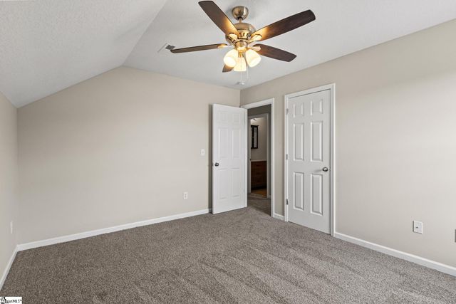 8 Heatherfield Drive, Simpsonville, SC 29680