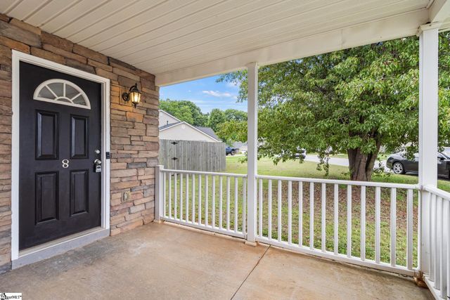 8 Heatherfield Drive, Simpsonville, SC 29680