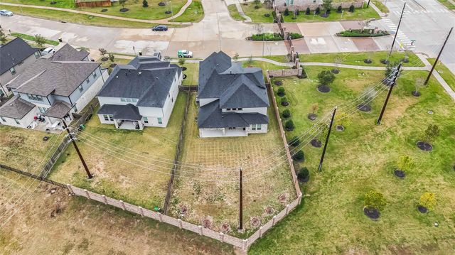 3311 Learning Tree Lane, Rosenberg, TX 77471