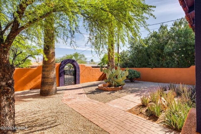 3244 E Elida Street, Tucson, AZ 85716