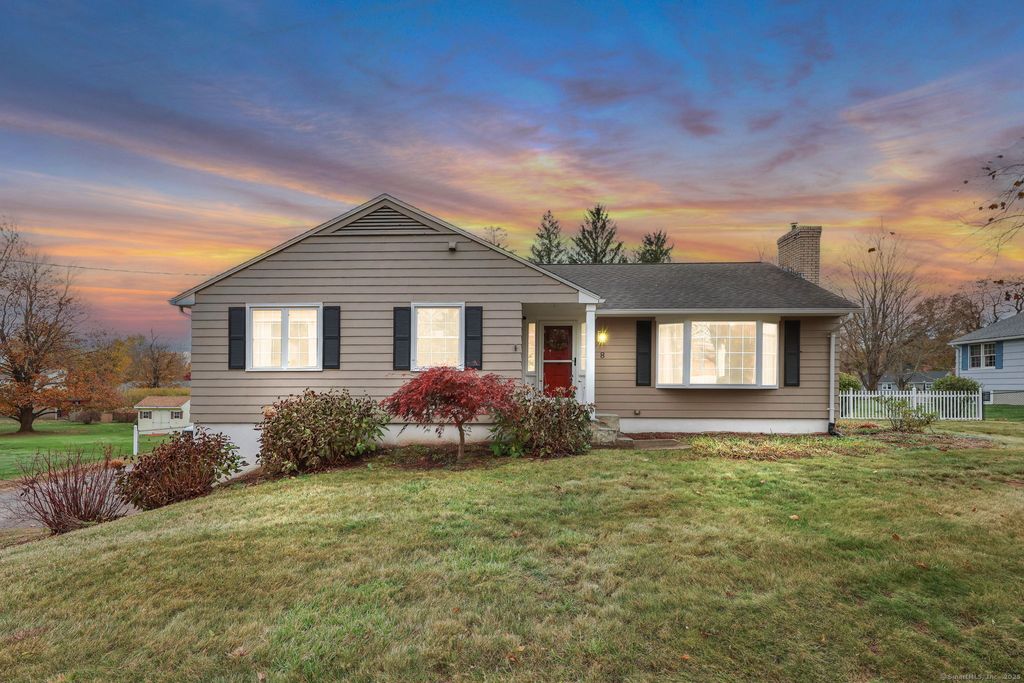 8 Sapphire Street, Enfield, CT 06082