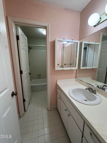 131 Allison Way, Cary, NC 27511