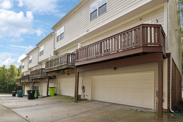 7513 Lords Chapel Dr, Nashville, TN 37211