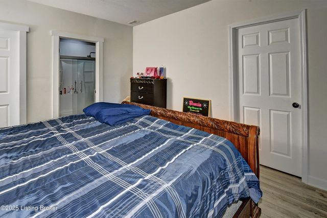 2220 Magazine St, Louisville, KY 40211