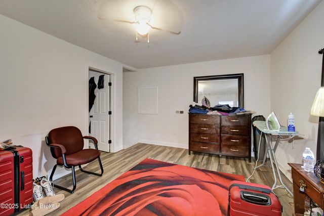 2220 Magazine St, Louisville, KY 40211