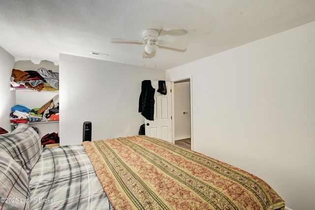 2220 Magazine St, Louisville, KY 40211