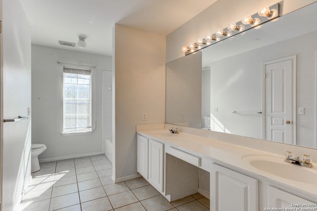 8839 Goodwick Heights, San Antonio, TX 78254