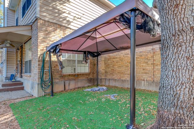 8839 Goodwick Heights, San Antonio, TX 78254