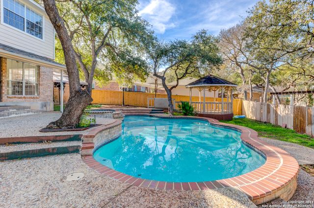 8839 Goodwick Heights, San Antonio, TX 78254